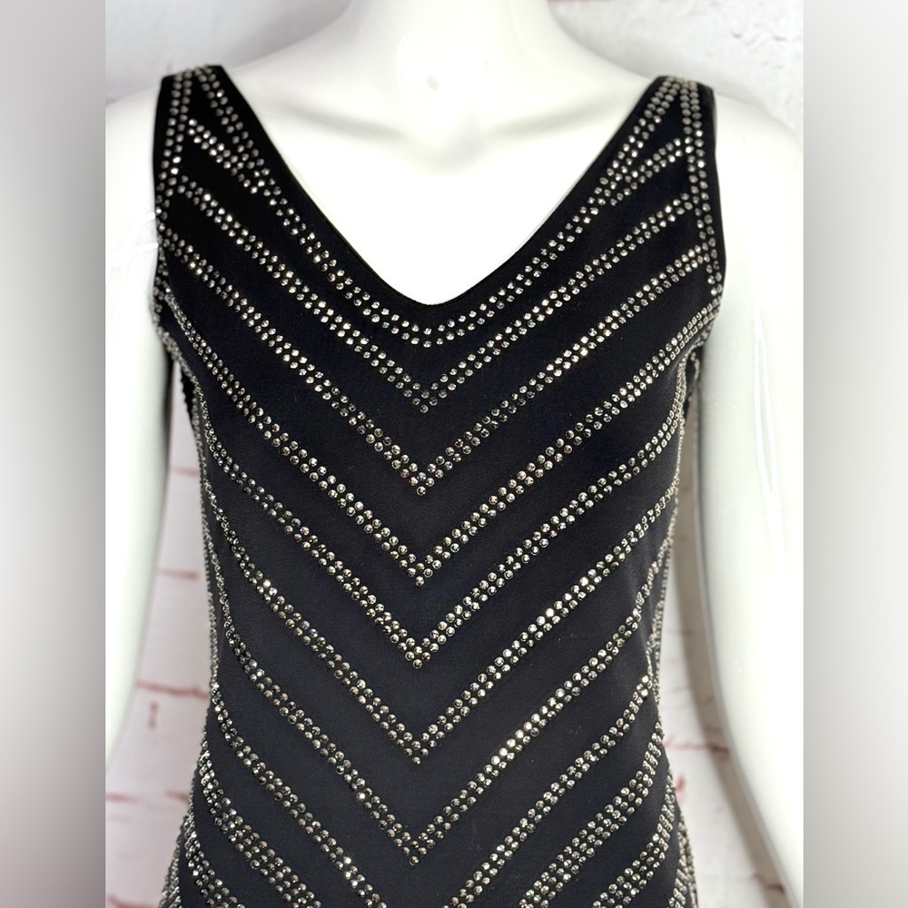 CACHE XS Silver Metallic Studs Embellished Black V-Neck Sleeveless Dress Size XS - Picture 13 of 15